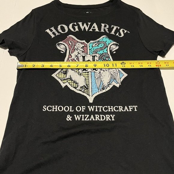 Harry Potter Hogwarts School Of Witchcraft And Wizardry Shirt Women Small - Picture 13 of 15